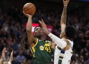 开云APP-国王逆转四川队，米切尔带队取胜