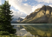 开云体育官网-夜战封神！拉亚用三次关键扑救宣告新时代来临