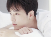 开云体育app-闪电突袭！猛龙速战速决擒步行者，乔治觉醒冠军之魂定乾坤