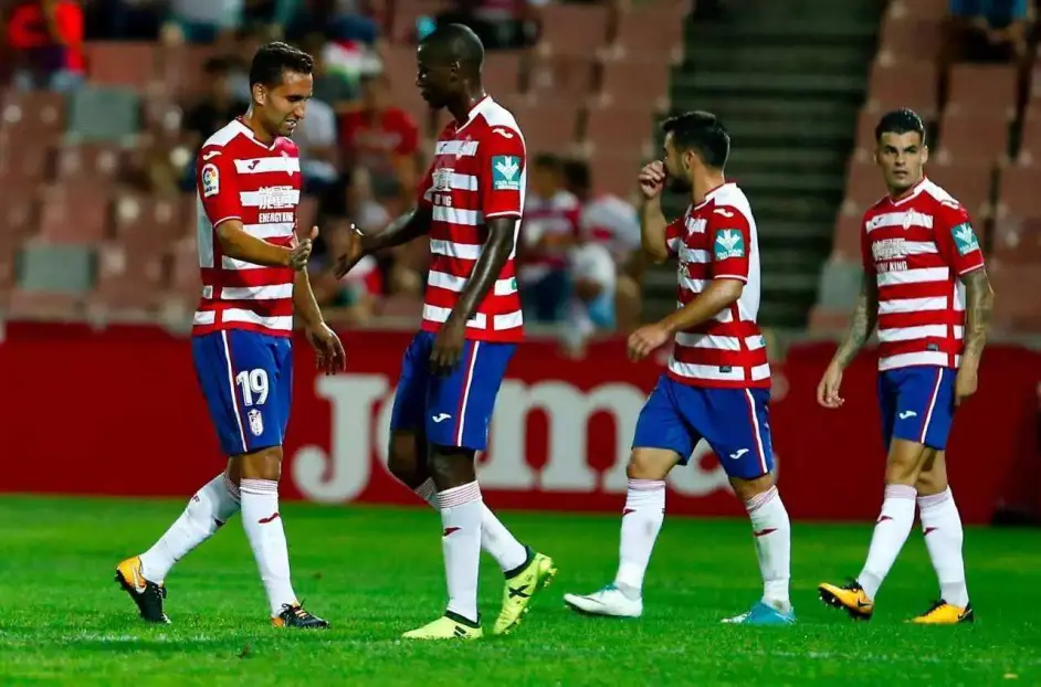 关于格拉纳达抢分成功,增加保级优势的信息 关于格拉纳达抢分成功,增加保级优势的信息