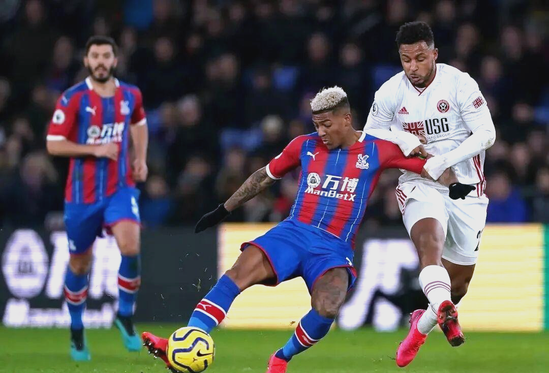 包含水晶宫对战埃弗顿比赛或成保级关键的词条