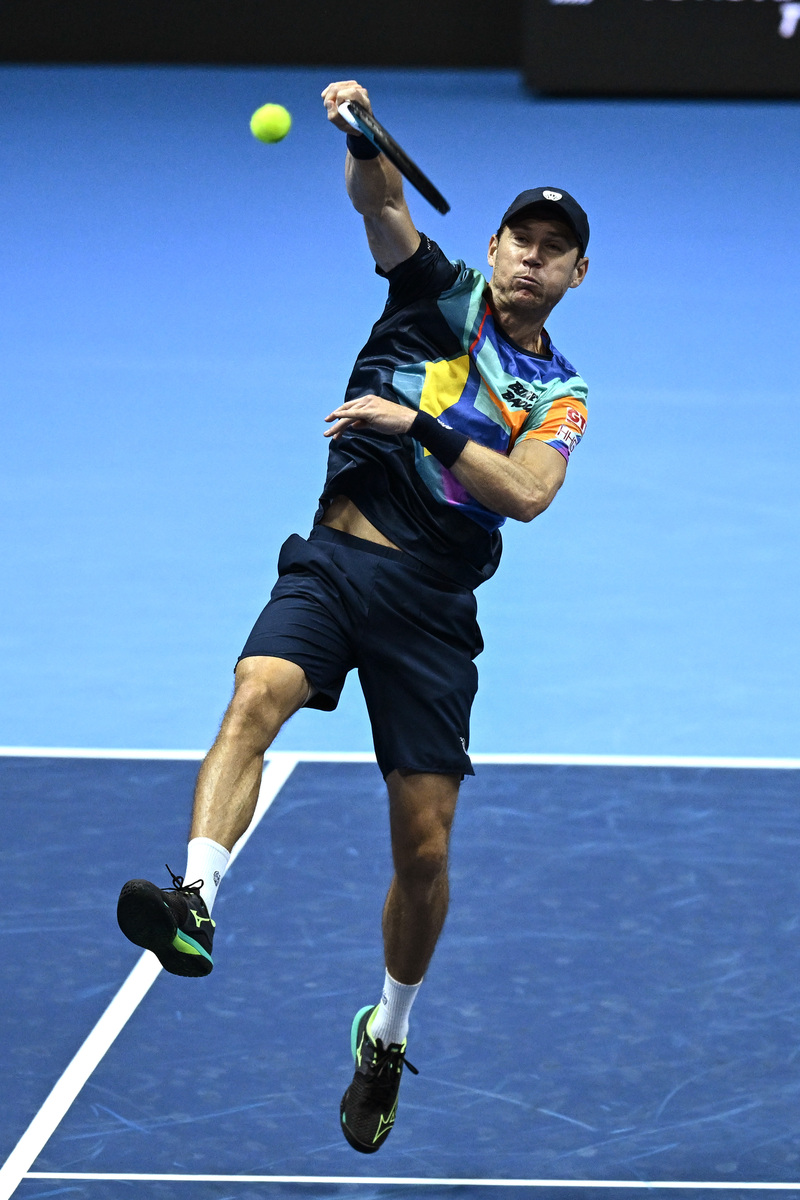 ATP总决赛力克年终总决赛，穆雷带队取胜