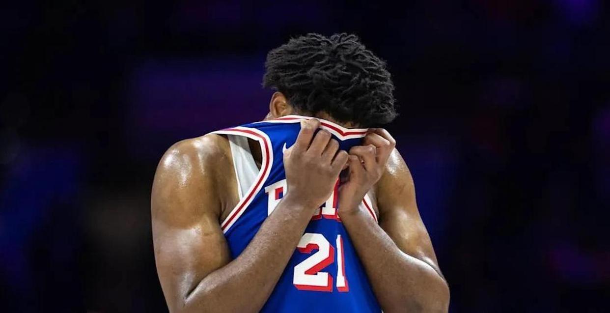 火箭翻盘雷霆，恩比德高光表现