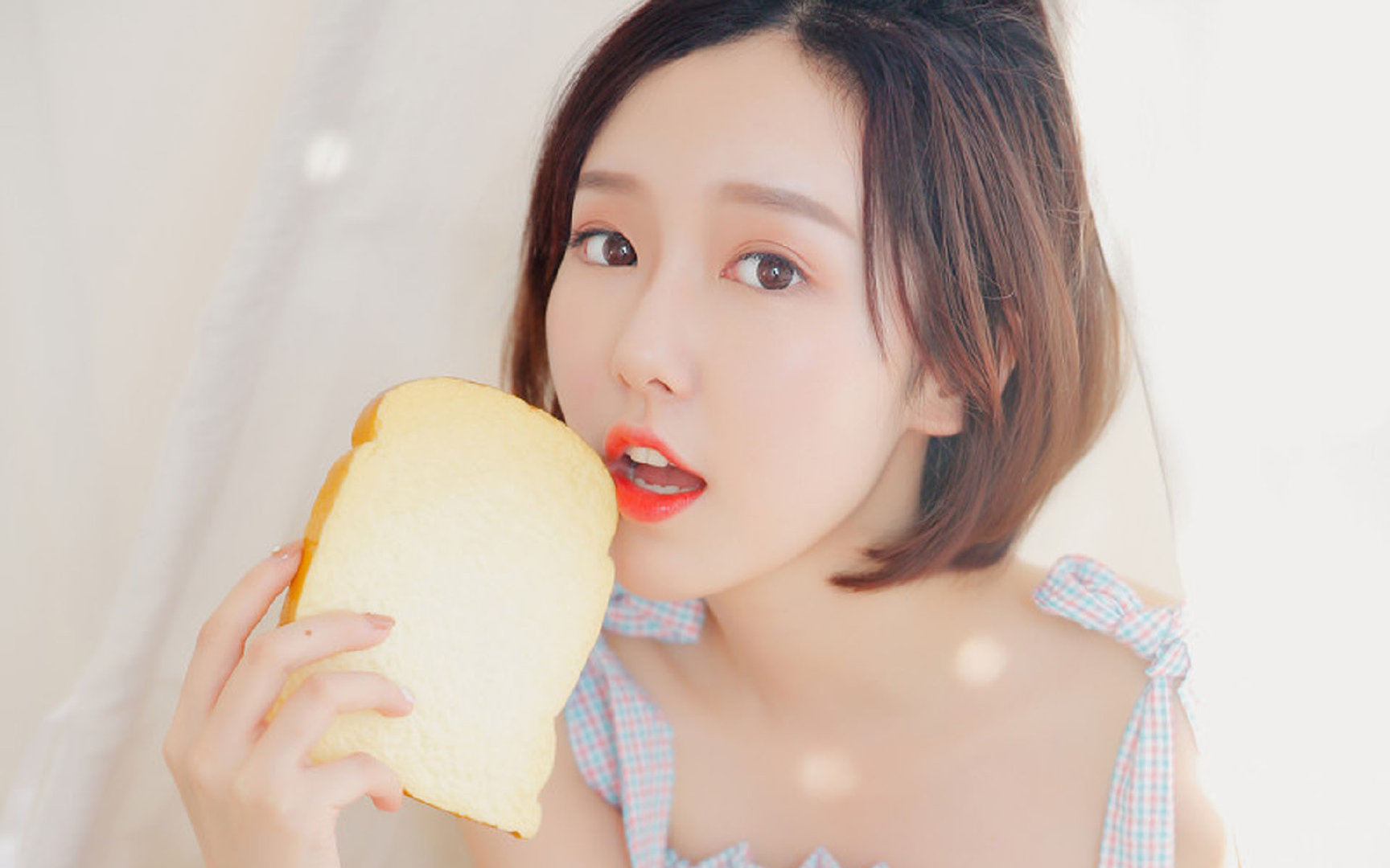 孤独是轰鸣时代最后的制胜武器,当F1街道赛遇见伊布的致胜美学