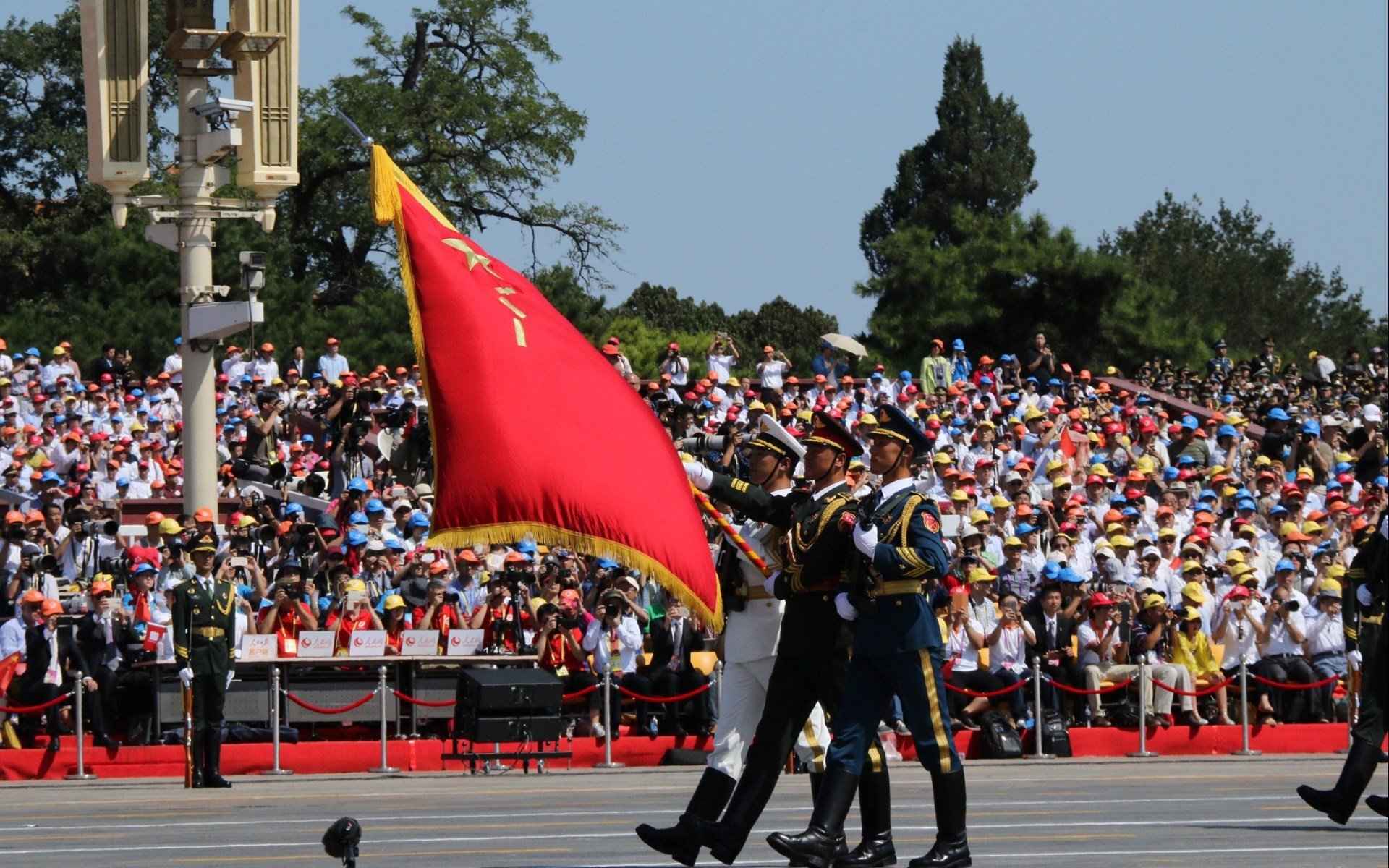 无声战场上的绞索，当灰熊与东契奇为防守艺术写下新解