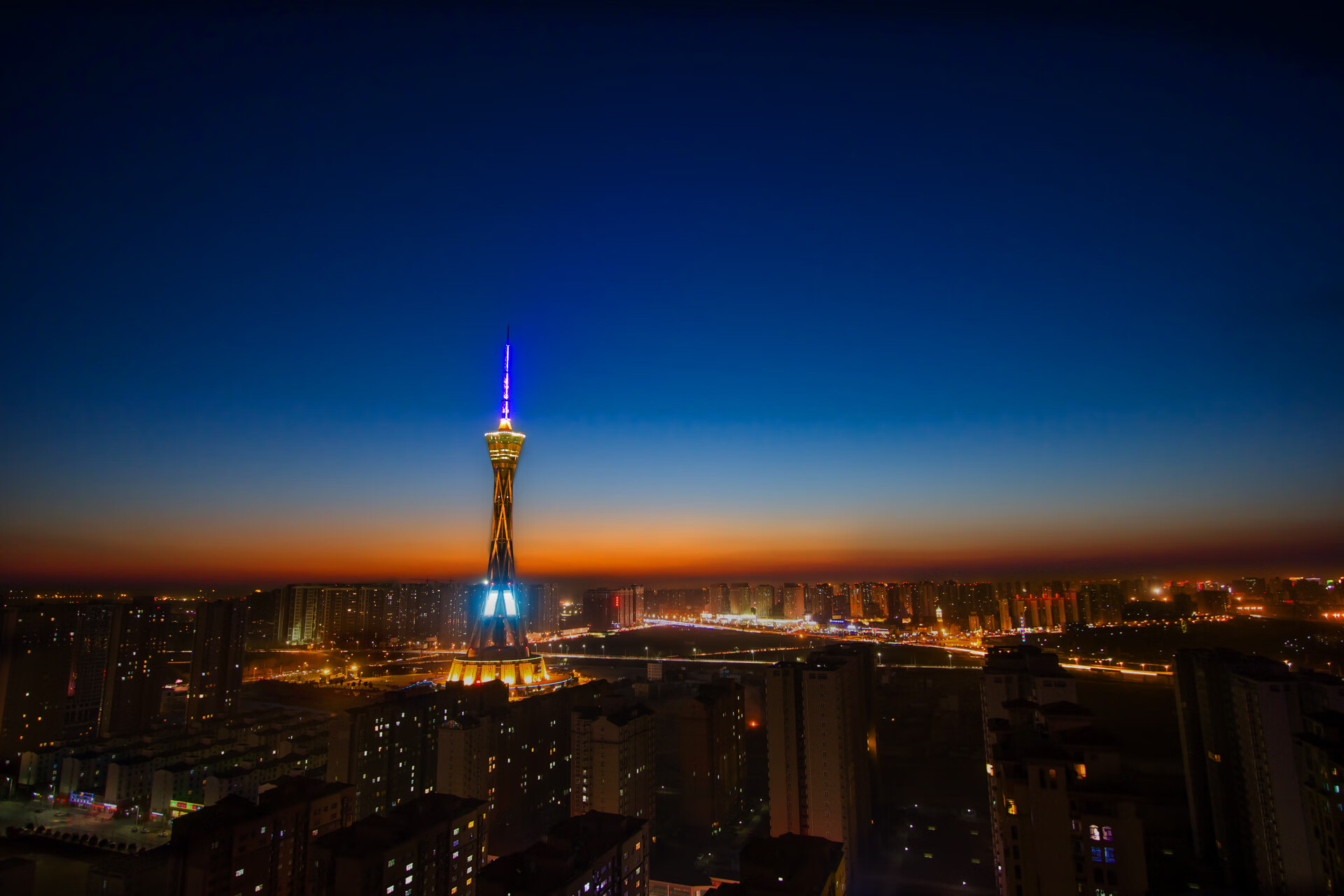 法兰西之刃，与一颗冉冉升起的西班牙之星，2026世界杯揭幕战的唯一叙事